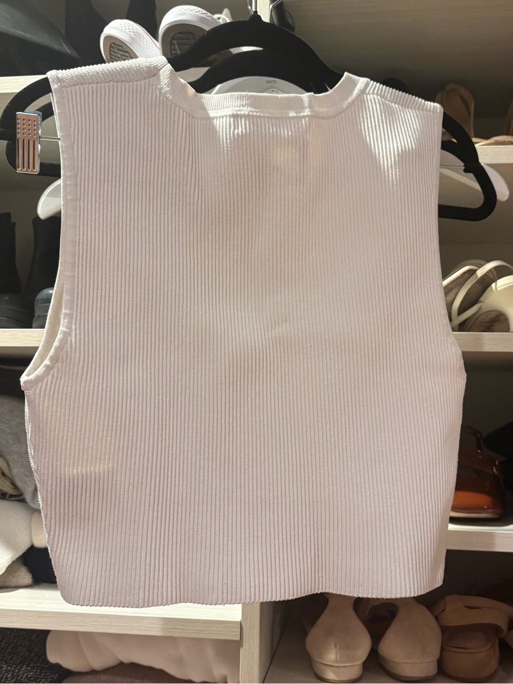 Aritzia Babaton Sculpt Knit Cropped Tank - Picture 6 of 6